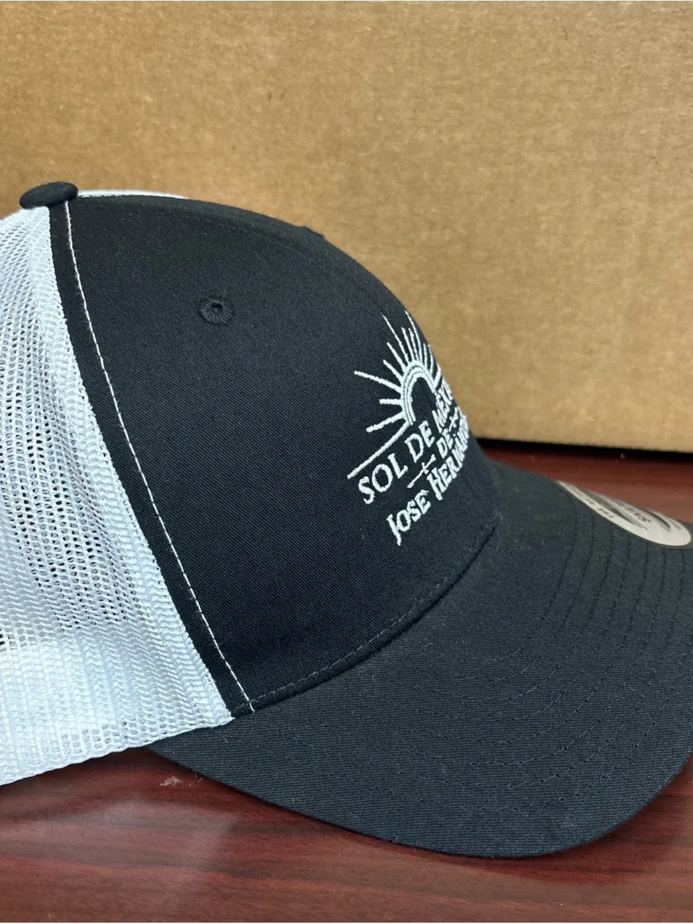 Mariachi Sol de Mexico de Jose Hernandez Trucker Hat Cap Mesh SnapBack